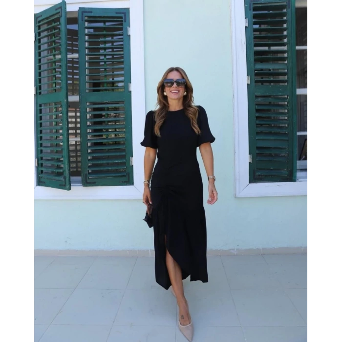 Kadın Kısa Kollu Bisiklet Yakalı Yandan Yırtmaçlı Büzgülü Janjan Krep Elbise