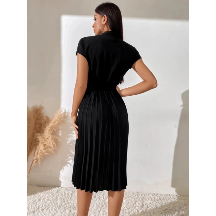 Kadın Kısa Kollu Hakim V Yakalı Pileli Janjan Krep Elbise