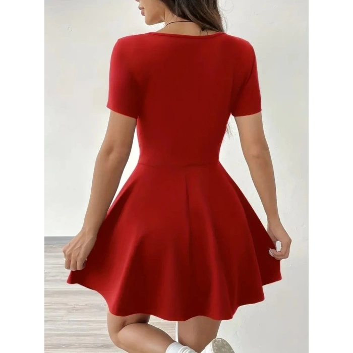 Kadın Kısa Kollu Kare Yaka Short Detaylı Cepli Dalgıç Elbise