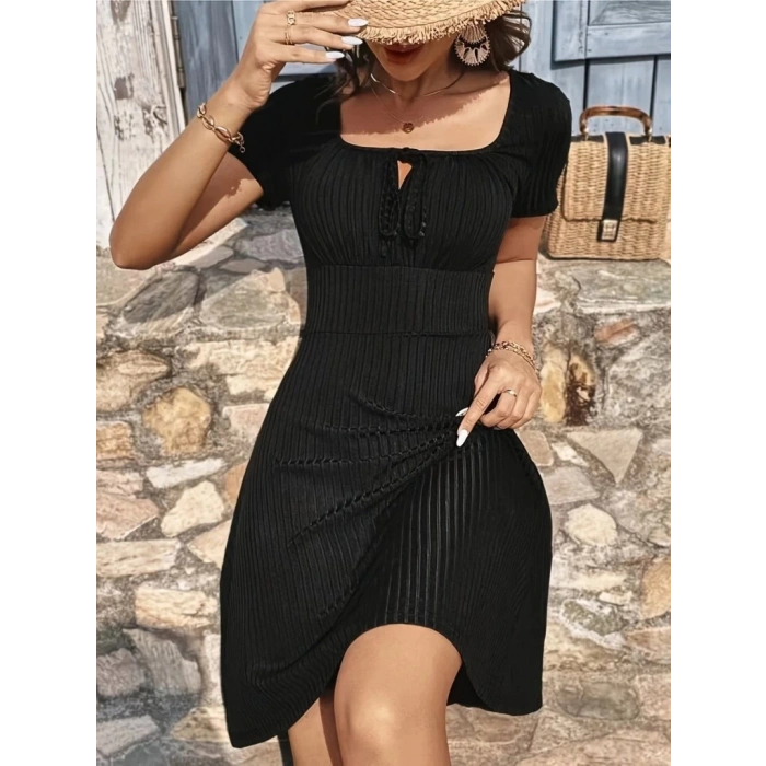 Kadın Kısa Kollu Kare Yakalı Bağcıklı Kaşkorse Elbise