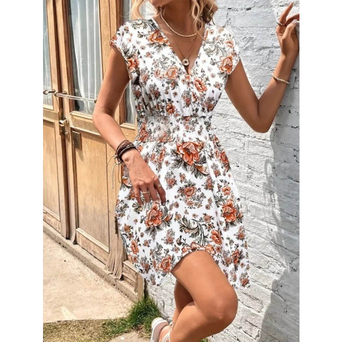 Kadın Kısa Kollu Kruvaze Yakalı çiçekli Desenli Süprem Elbise