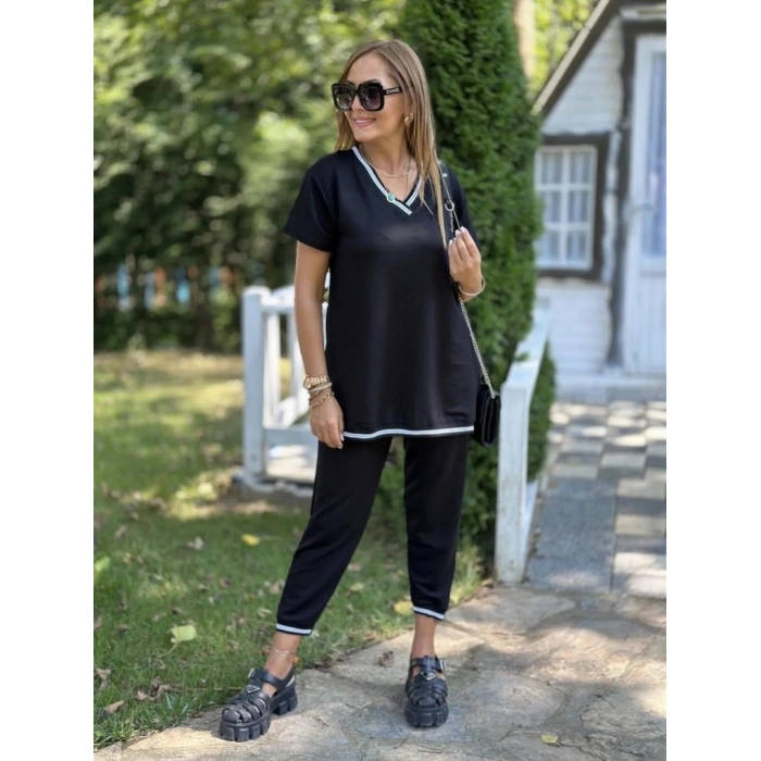Kadın Kısa Kollu V Yakalı Iki Iplik Bluz Ve Pantolon Ikili Takım
