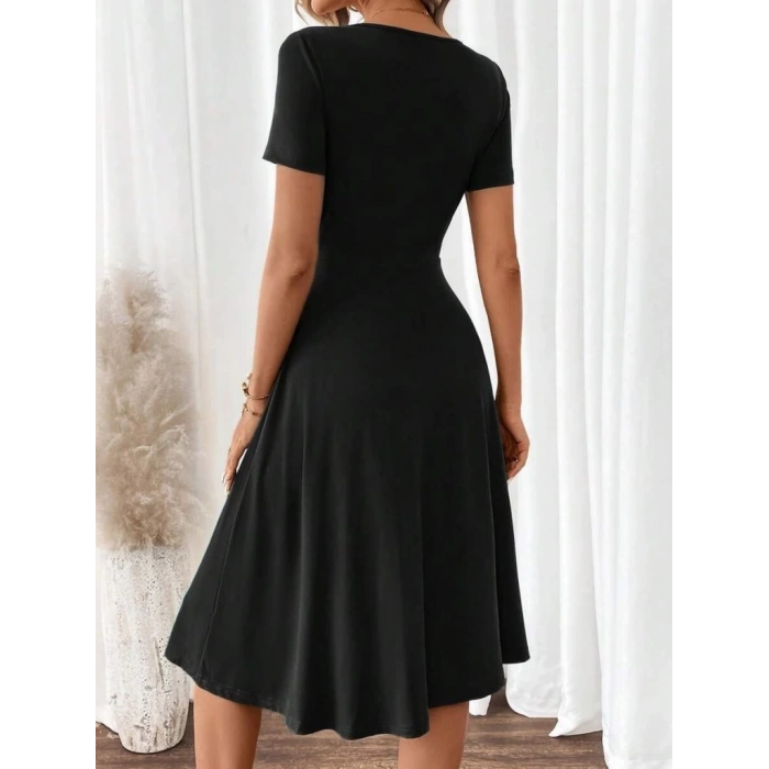 Kadın Kısa Kollu V Yakalı önden Düğmeli A Kesim Dokuma Elbise