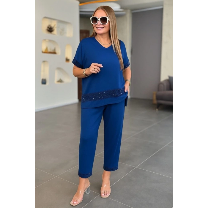 Kadın Kısa Kollu V Yakalı Pul Payetli Viskon Iki Iplik Bluz Ve Pantolon Ikili Takım