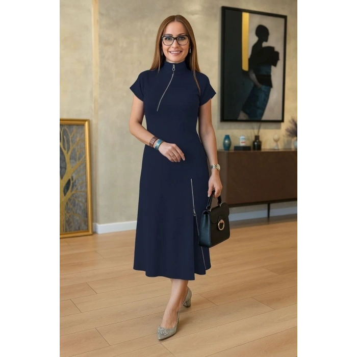 Kadın Kısa Kollu Yakadan Ve Etekten Fermuarlı Midi Viskon Iki Iplik Elbise