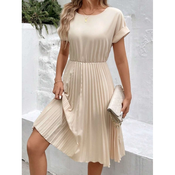 Kadın Kısa Kollu Yakası Açık Belden Lastikli Pileli Kısa Ithal Krep Elbise