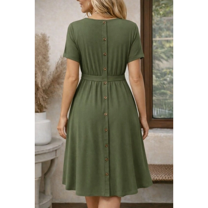 Kadın Kısa Kollu Yuvarlak Yaka Arkadan Düğmeli Viskon Midi Elbise