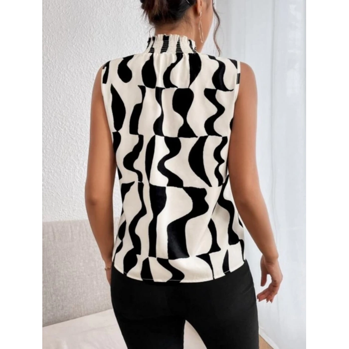 Kadın Kolsuz Balıkçı Yaka Desenli Süprem Bluz