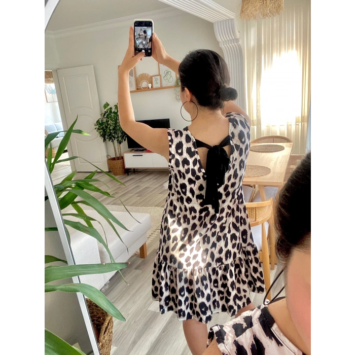 Kadın Kolsuz Sırttan Bağlamalı Fırfırlı Leopar Desenli Süprem Elbise