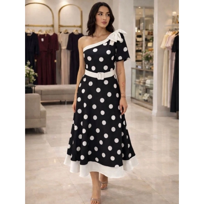 Kadın Omuz Dekolteli Fiyonk Ve Puantiye Detay Maxi Boy Elbise