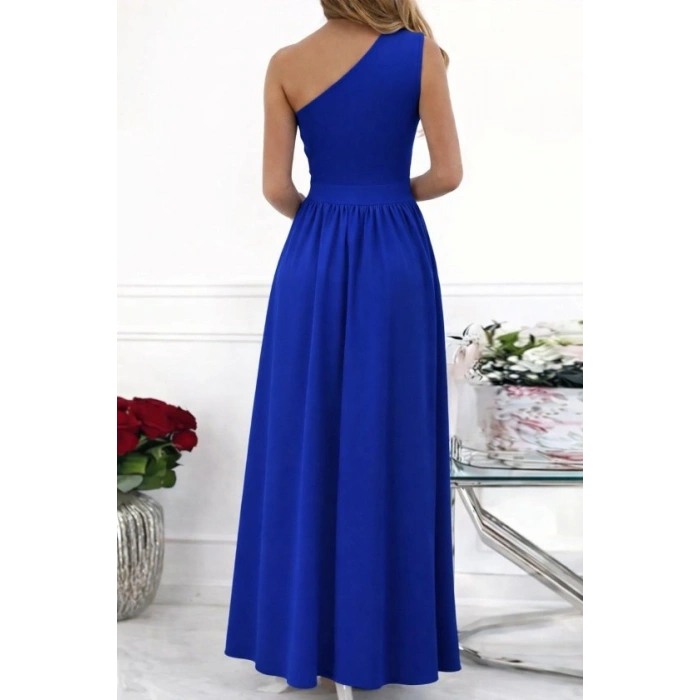 Kadın Omuzlardan Açık Asimetrik Yaka Detaylı Yırtmaçlı Maksi Boy Janjan Krep Elbise