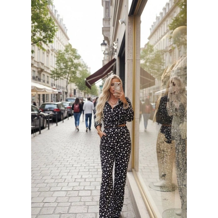 Kadın Puantiye Detay Kadife Kumaş Hırka Pantolon Ikili Takım