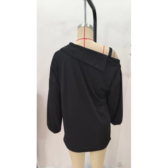 Kadın Tek Omuzdan Açık Askılı Uzun Kollu Yakalı önden Düğmeli Gömlek