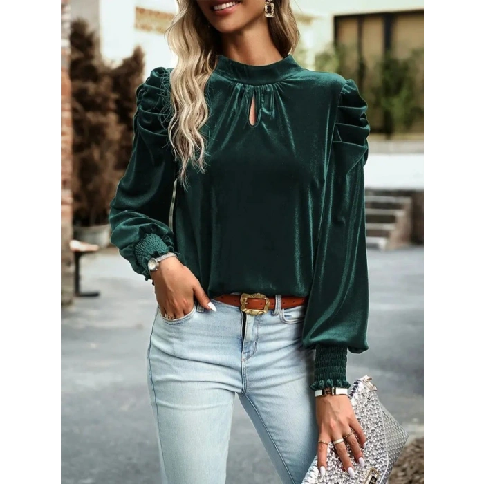 Kadın Uzun Kollu Balıkçı Yaka Damla Detaylı Kadife Bluz