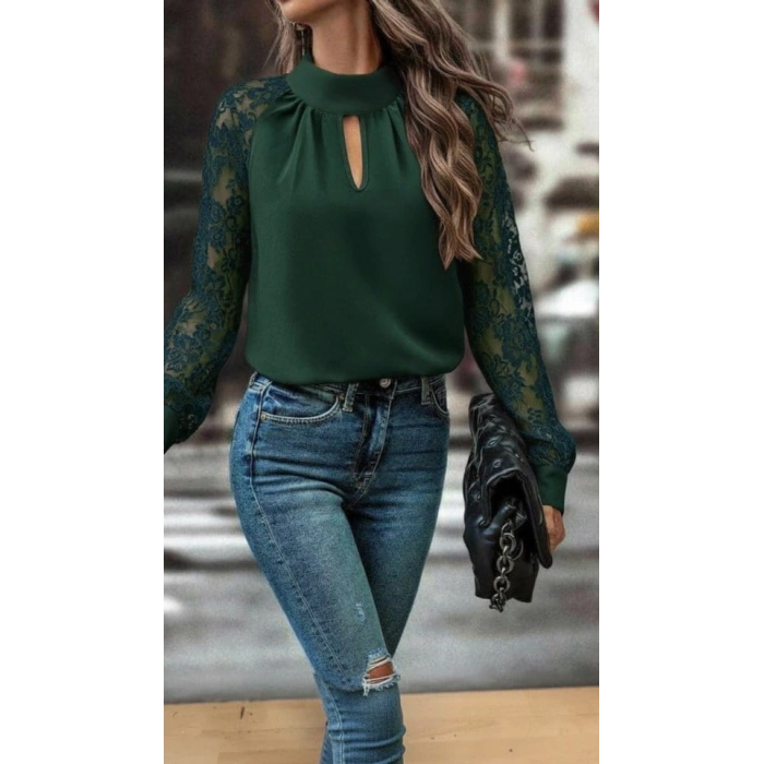 Kadın Uzun Kollu Göğüs Pencere Detay Yaka Boğazlı Kolları Tüllü Sandy Bluz