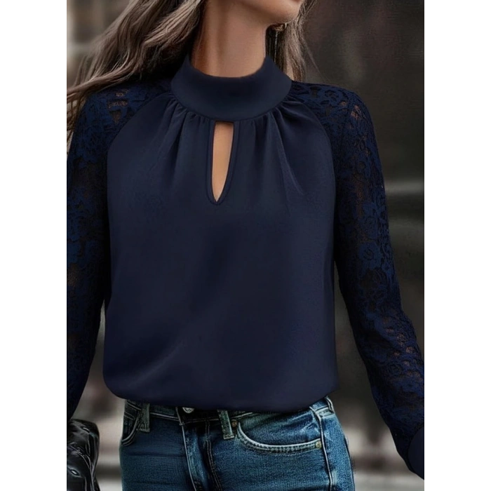 Kadın Uzun Kollu Göğüs Pencere Detay Yaka Boğazlı Kolları Tüllü Sandy Bluz