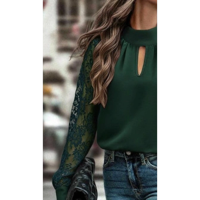 Kadın Uzun Kollu Göğüs Pencere Detay Yaka Boğazlı Kolları Tüllü Sandy Bluz