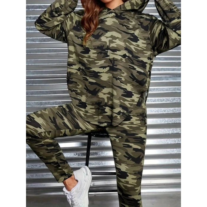 Kadın Uzun Kollu Kapşonlu Kamuflaj Desenli Bluz Ve Pantolon Tayt Ikili Takım
