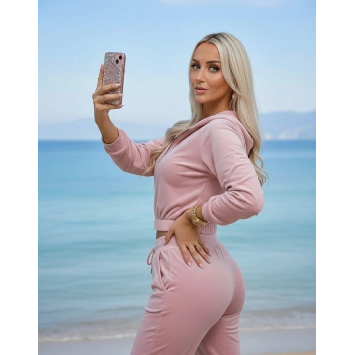 Kadın Uzun Kollu Kapüşon Ve Taş Işleme Detay Kadife Kumaş Ceket Pantolon Ikili Takım