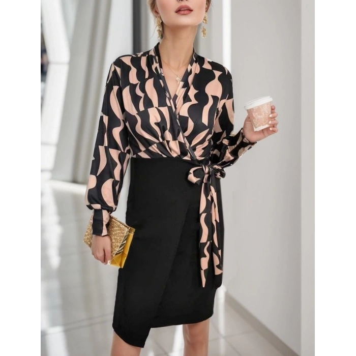 Kadın Uzun Kollu Kruvaze Yaka Dijital Baskılı Fiyonk Detay Atlas Kumaş Elbise