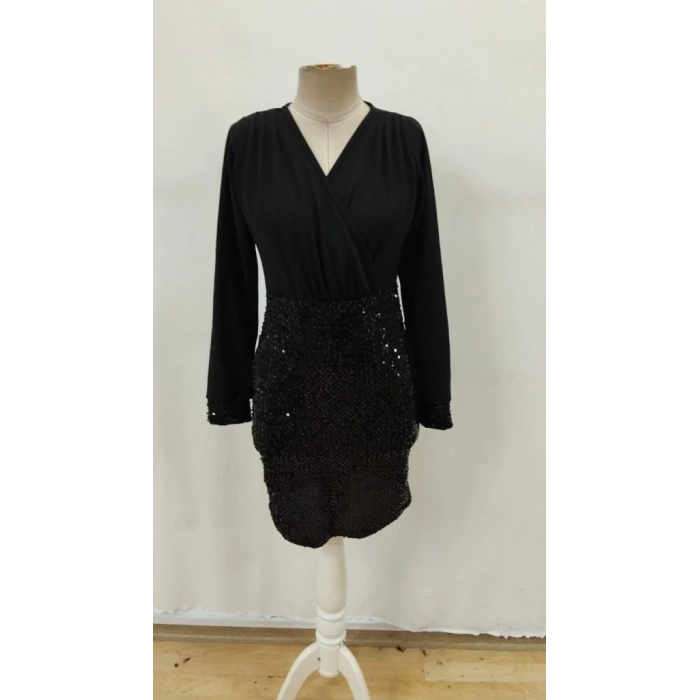 Kadın Uzun Kollu Kruvaze Yakalı üst Ithal Krep Alt Pulpayetli Mini Ithal Krep Elbise