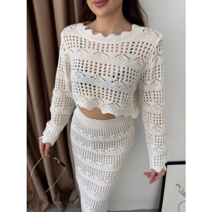 Kadın Uzun Kollu Kuş Gözü Transparan Detay Triko Bluz Ve Maxi Boy Etek Ikili Takım