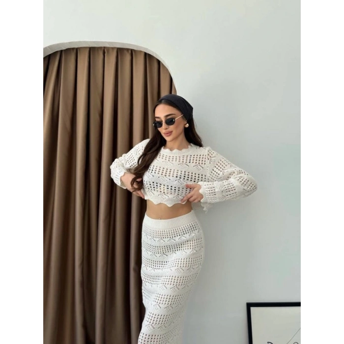 Kadın Uzun Kollu Kuş Gözü Transparan Detay Triko Bluz Ve Maxi Boy Etek Ikili Takım