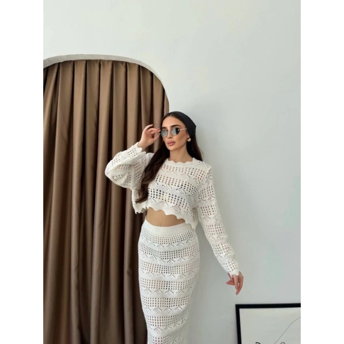 Kadın Uzun Kollu Kuş Gözü Transparan Detay Triko Bluz Ve Maxi Boy Etek Ikili Takım