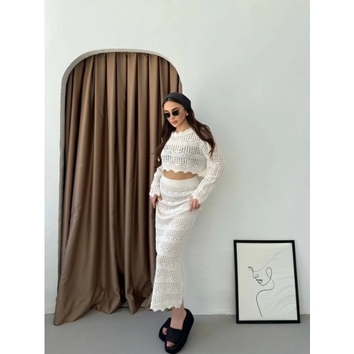 Kadın Uzun Kollu Kuş Gözü Transparan Detay Triko Bluz Ve Maxi Boy Etek Ikili Takım