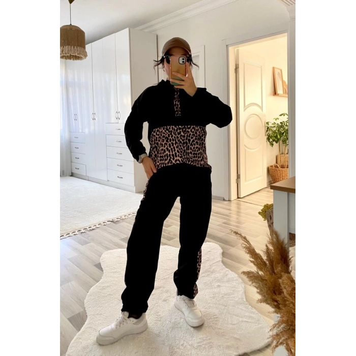 Kadın Uzun Kollu Leopar Detay Sweat Ve Yanı Leopar şerit Detay Pantolon Ikili Takım