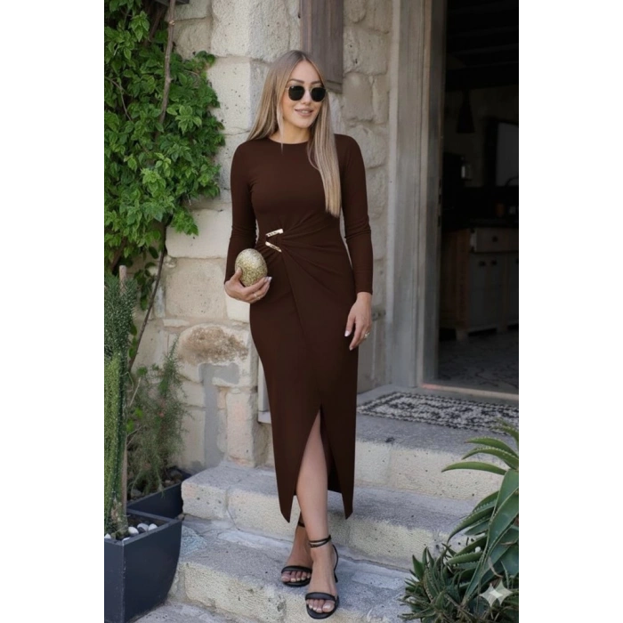 Kadın Uzun Kollu önden çapraz Detaylı Yandan Toka Detaylı Uzun Sandy Elbise