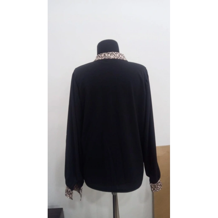 Kadın Uzun Kollu V Hakim Yakalı Desenli Ithal Krep Bluz