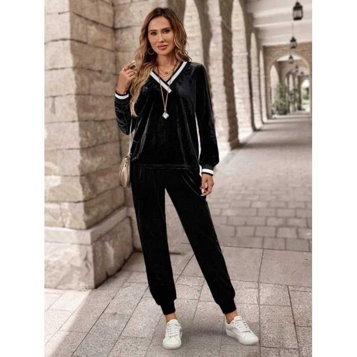 Kadın Uzun Kollu V Yaka Kadife Bluz Ve Pantolon Ikili Takım