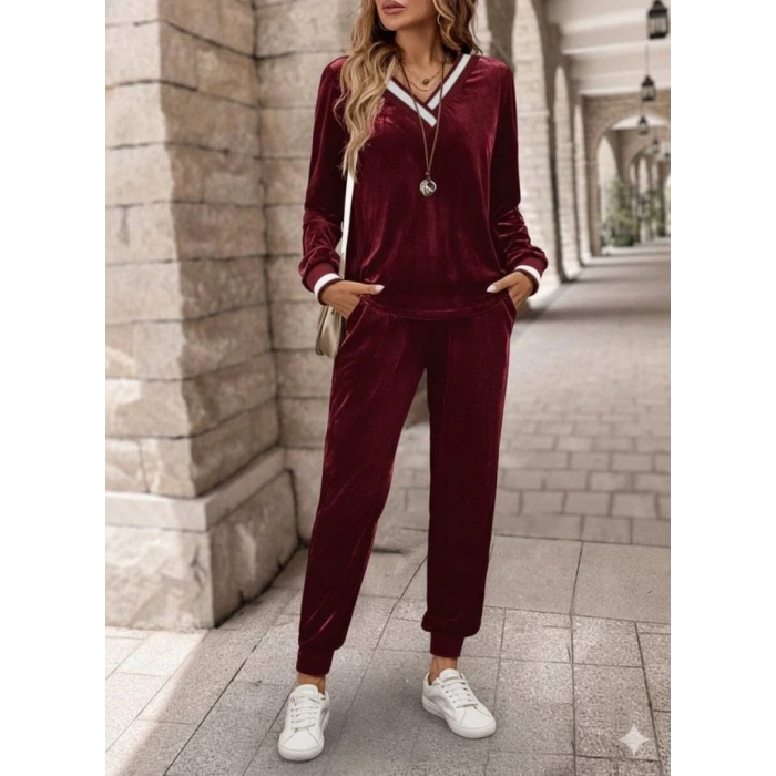 Kadın Uzun Kollu V Yaka Kadife Bluz Ve Pantolon Ikili Takım