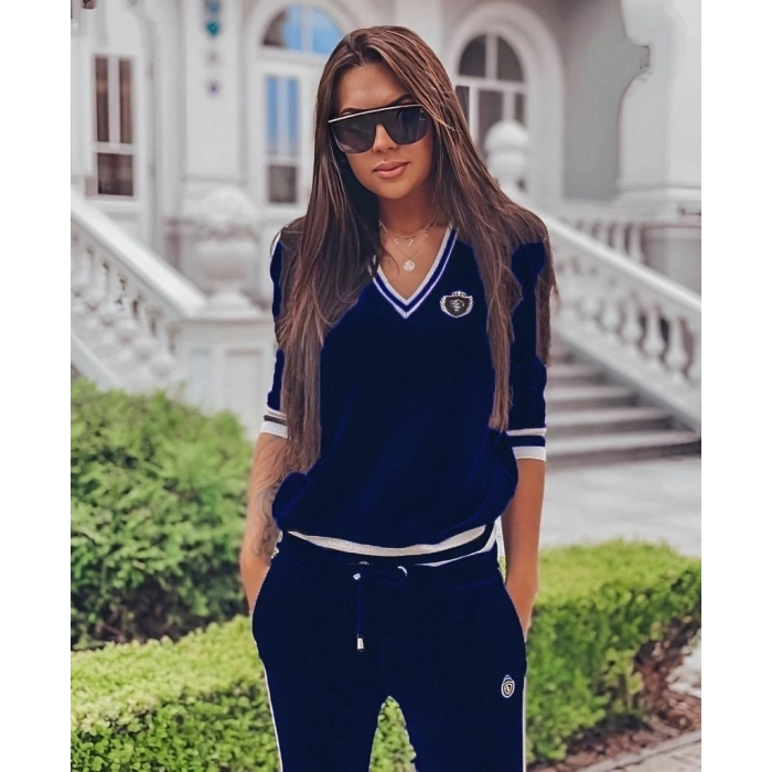 Kadın Uzun Kollu V Yaka Yakası Ve Kol Ağzı şerit Detay Kadife Takım