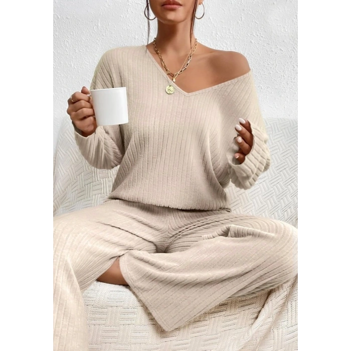 Kadın Uzun Kollu V Yakalı şardonlu Kaşkorse Bluz Ve Pantolon Ikili Takım