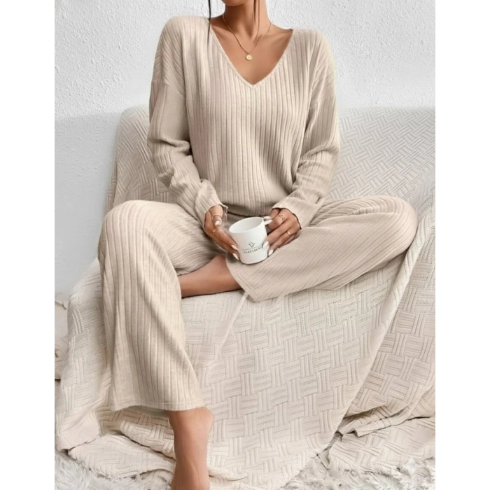 Kadın Uzun Kollu V Yakalı şardonlu Kaşkorse Bluz Ve Pantolon Ikili Takım