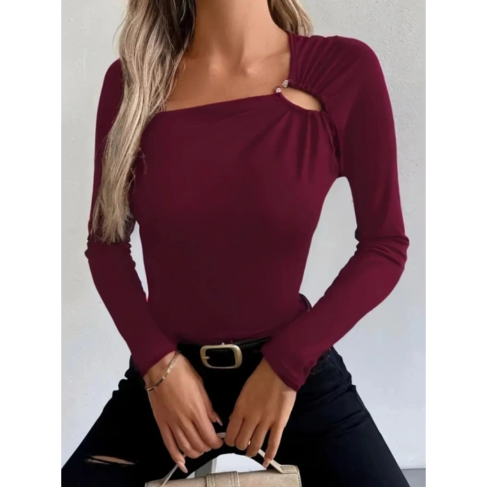 Kadın Uzun Kollu Yakadan Halka Detaylı Viskon Bluz