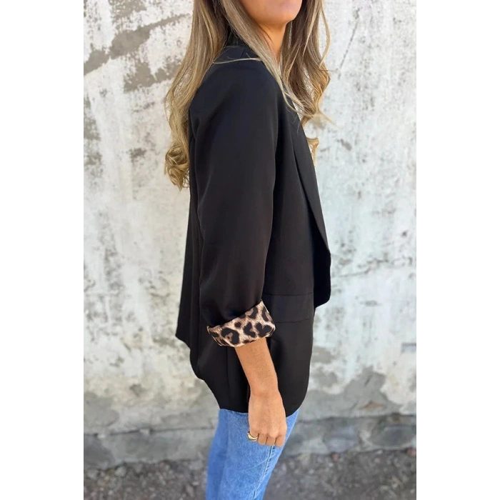 Kadın Uzun Kollu Yakalı önü Açık Leopar Desen Detaylı Astarlı Atlas Ceket