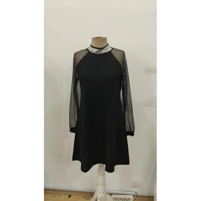 Kadın Uzun Kollu Yarı Balıkçı Yaka Pulpayetli Kolları Dantel Detaylı Mini Ithal Krep Elbise