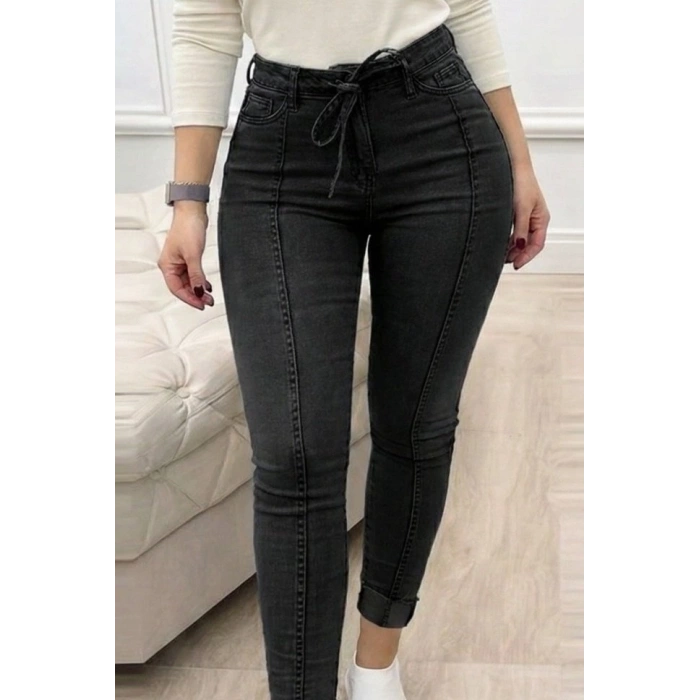 Kadın Yüksek Bel Belden Kuşaklı Yırtık Detaylı Kot Pantolon