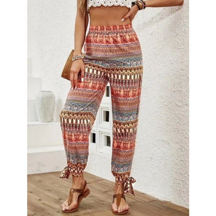 Kadın Yüksek Belli Yanlardan Yırtmaç Detaylı Desenli Bürümcük Pantolon