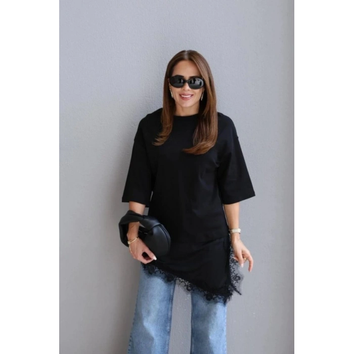 Kısa Kollu Asimetrik Kesim Dantel Güpür Detay Bluz