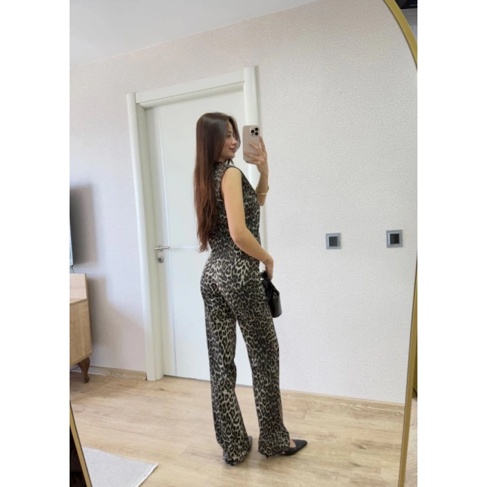 Leopar Desenli Düğmeli Bluzlu Pantolon İkili Takım -Leopar