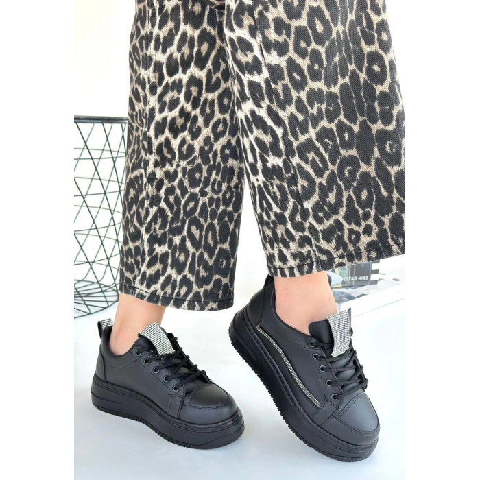 Leope Siyah Cilt Bağcıklı Spor Ayakkabı