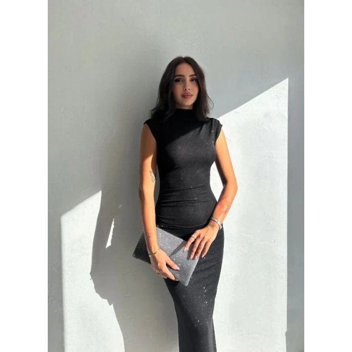 Likralı Simli Kumaş Yandan Yırtmaçlı Uzun Elbise Şık Kolsuz Abiye - Siyah