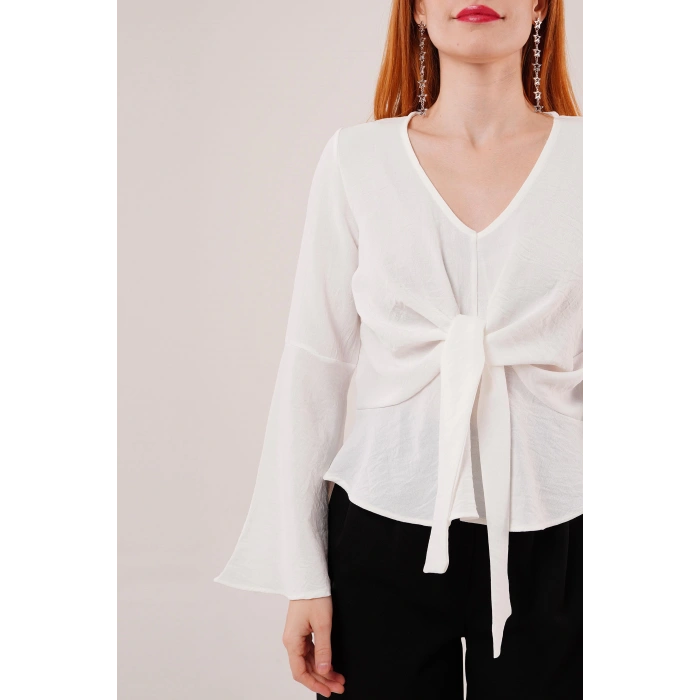 Ön Bağlamalı Volan Kol Beyaz Bluz