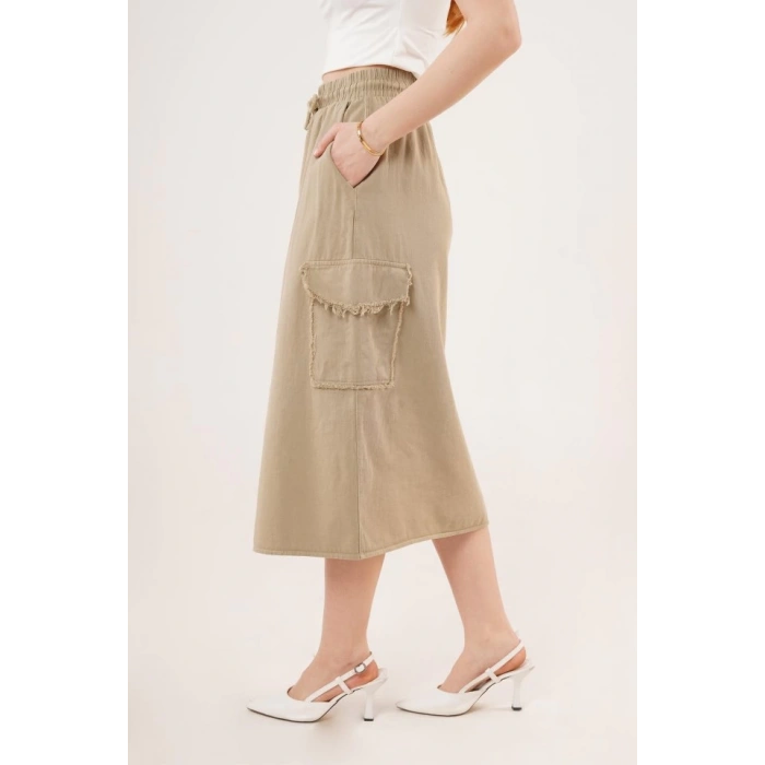 Ön Yırtmaçlı Cep Detaylı Haki Etek