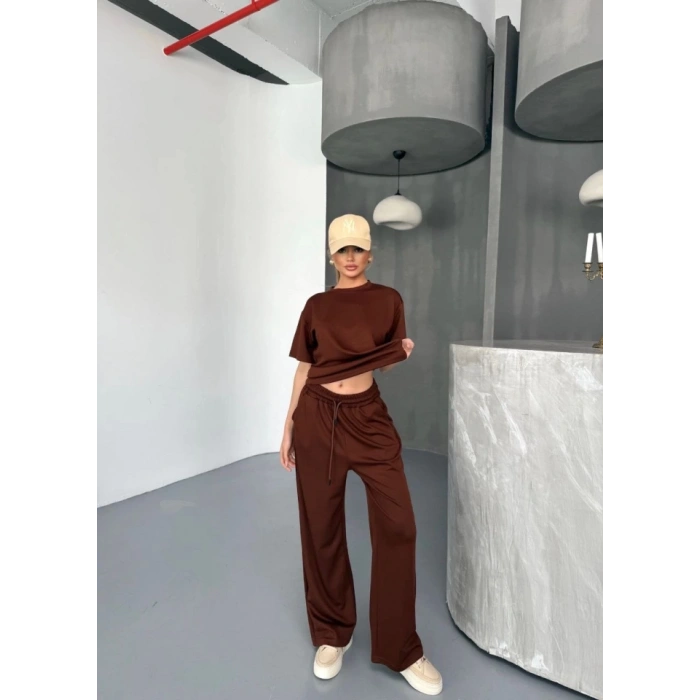 Osy Modal Yumuşak Dokulu Kumaş Kısa Kollu Bluz Rahat Pantalon Ikili Takım- Kahverengi