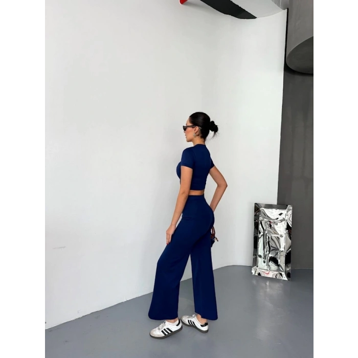 Osy Modal Yumuşak Dokulu Kumaş Kısa Kollu Crop Alt Ispanyol Paça Pantalon Ikili Takım - Lacivert